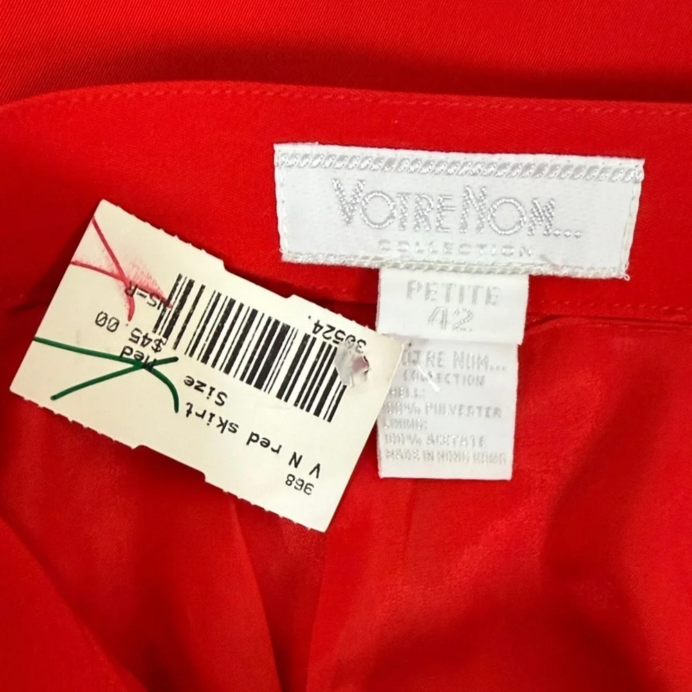 VotreNom NWT Red Skirt for Women Size Petite 42 (European Size)